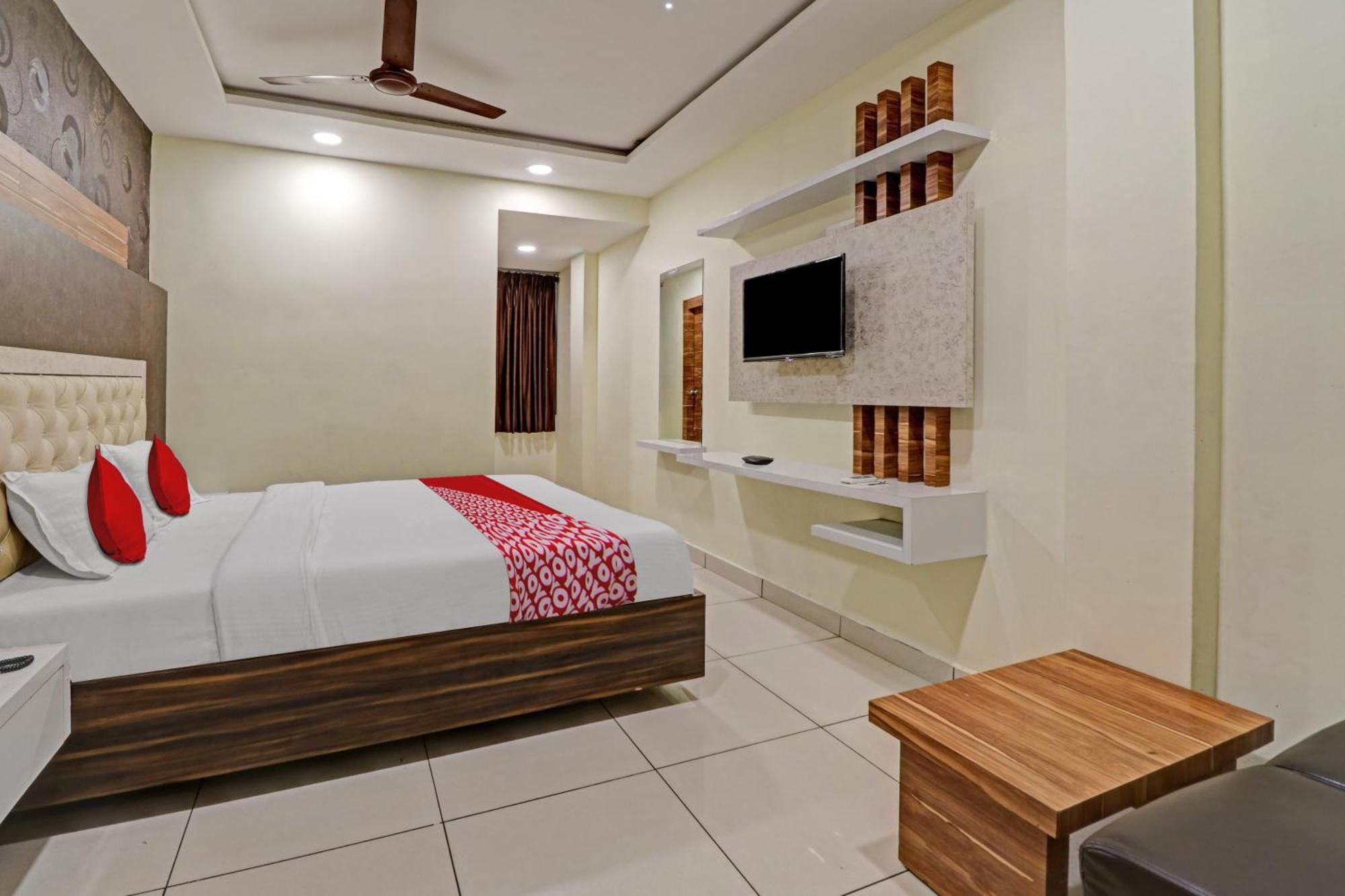 Hotel O Aditya Grand Inn Guntūr 外观 照片